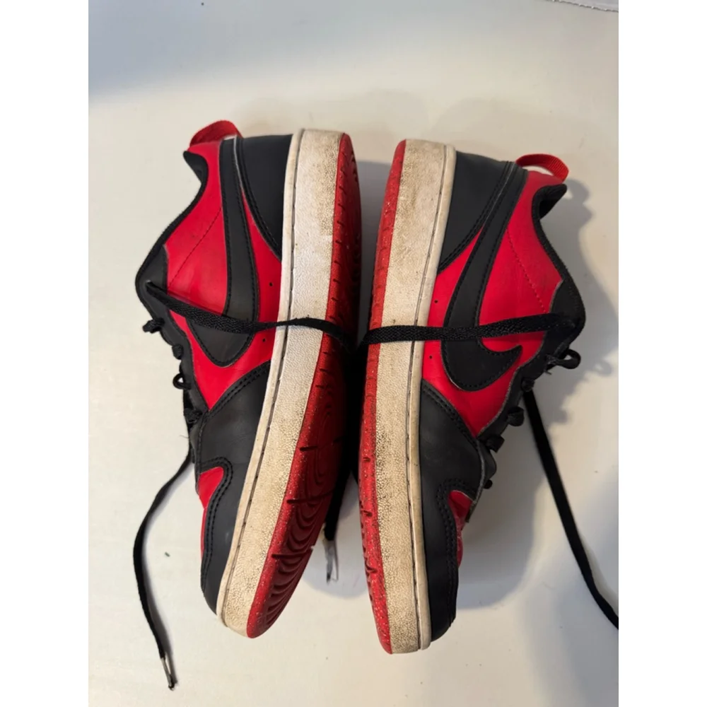 Boys Nike Court Borough Low 2 Sneakers Size 7Y Red/Black